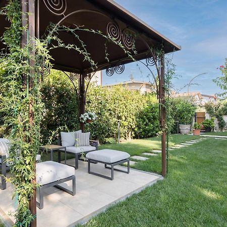 Charming Sirmione Bed & Breakfast Exterior photo