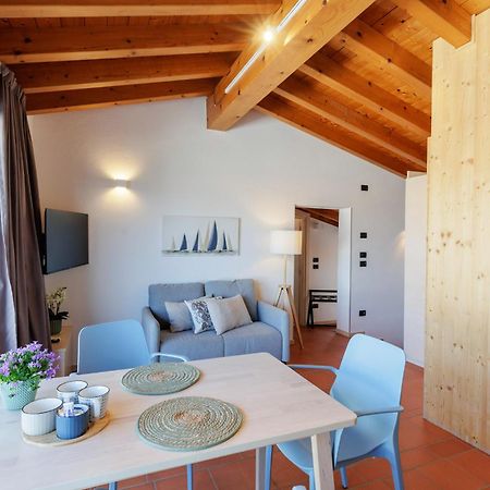 Charming Sirmione Bed & Breakfast Exterior photo